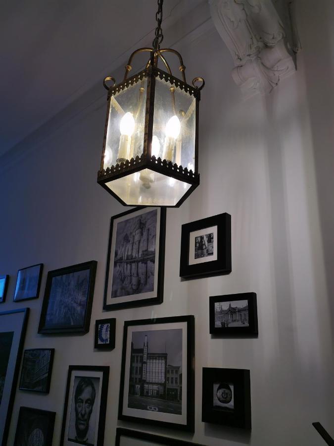 Chantilly Townhouse Гент Екстериор снимка